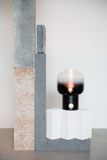 Moody Table Lamp Black 1