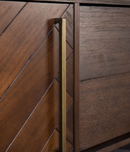 Class Sideboard Low 1