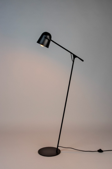 Lau Floor Lamp All Black  1