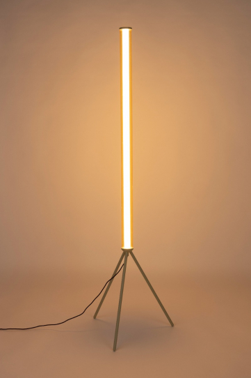 Scorry Floor Lamp 1