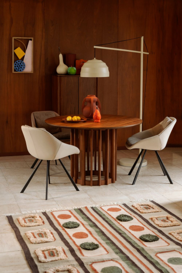 Liwa Floor Lamp Front