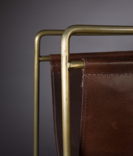Scholar Magazine holder 1