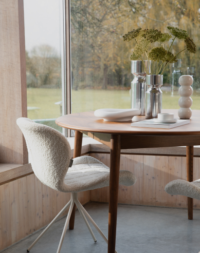 Shop the look OMG Stoel soft wit