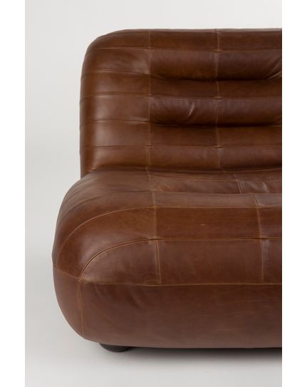 Wyatt lounge chair wax Front Side