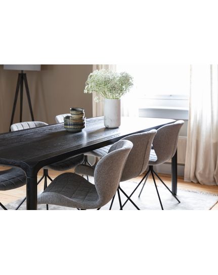 Storm dining table Front Side