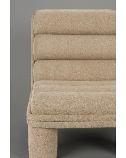 Fern lounge chair Front Side