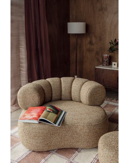 Duvane lounge chair Front Side