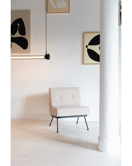 Bowie lounge chair Front Side