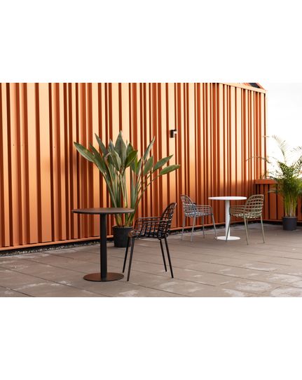 Metsu bistro table outdoor Front Side