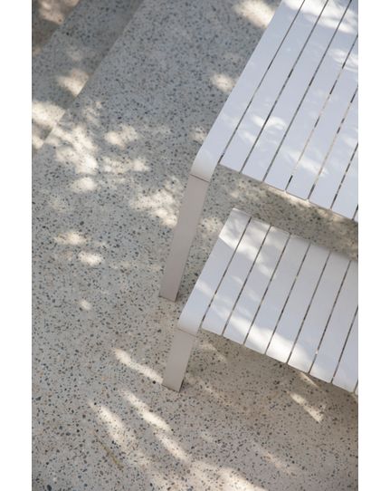 Vondel garden bench outdoor Front