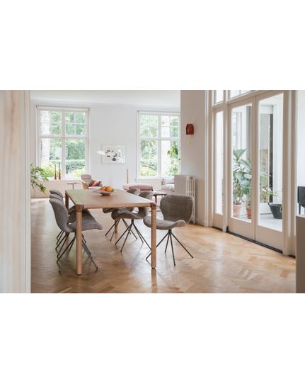 Storm dining table Front Side