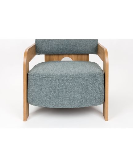 Oolong lounge chair Front Side