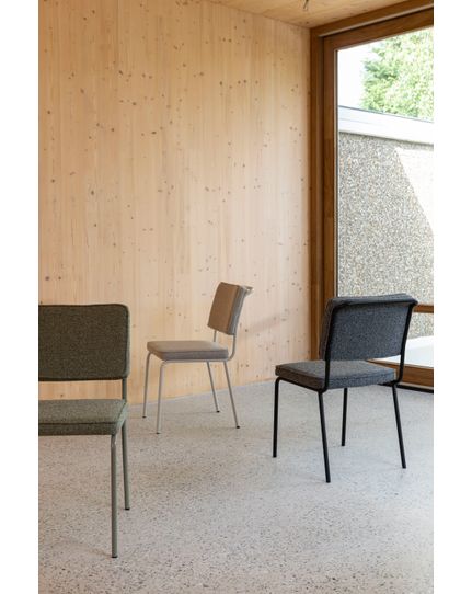 Buddy chair Front Side