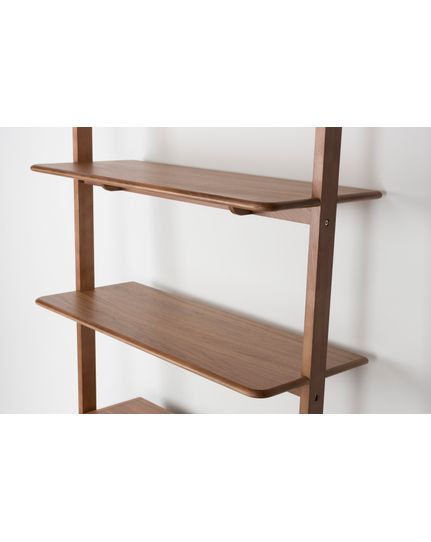 Rise shelf Front