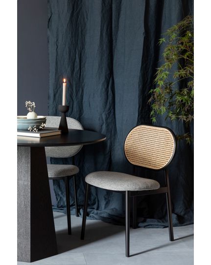 Spike chair Front Side