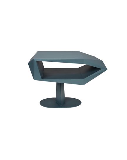 North side table Front