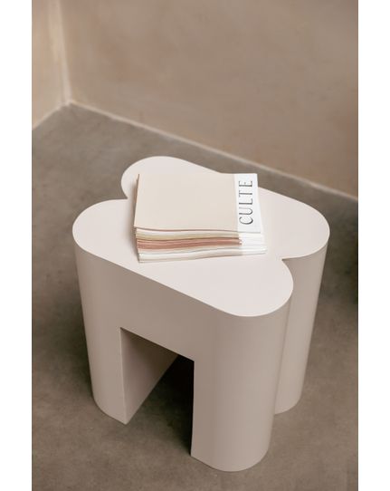 Shape stool Front