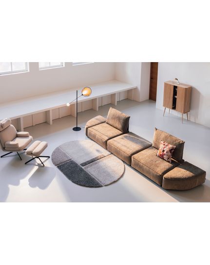 Hunter sofa Front Side