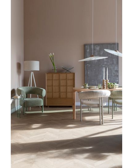 Heels armchair Front Side