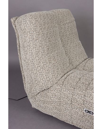 Hamilton lounge chair Front Side