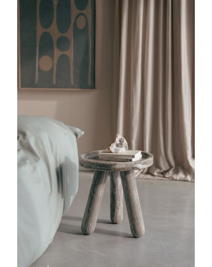 Cosmopolitan side table Front