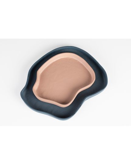 Revolt trays set of 2 Front