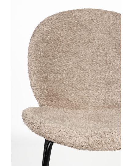 Bonnet chair Front Side