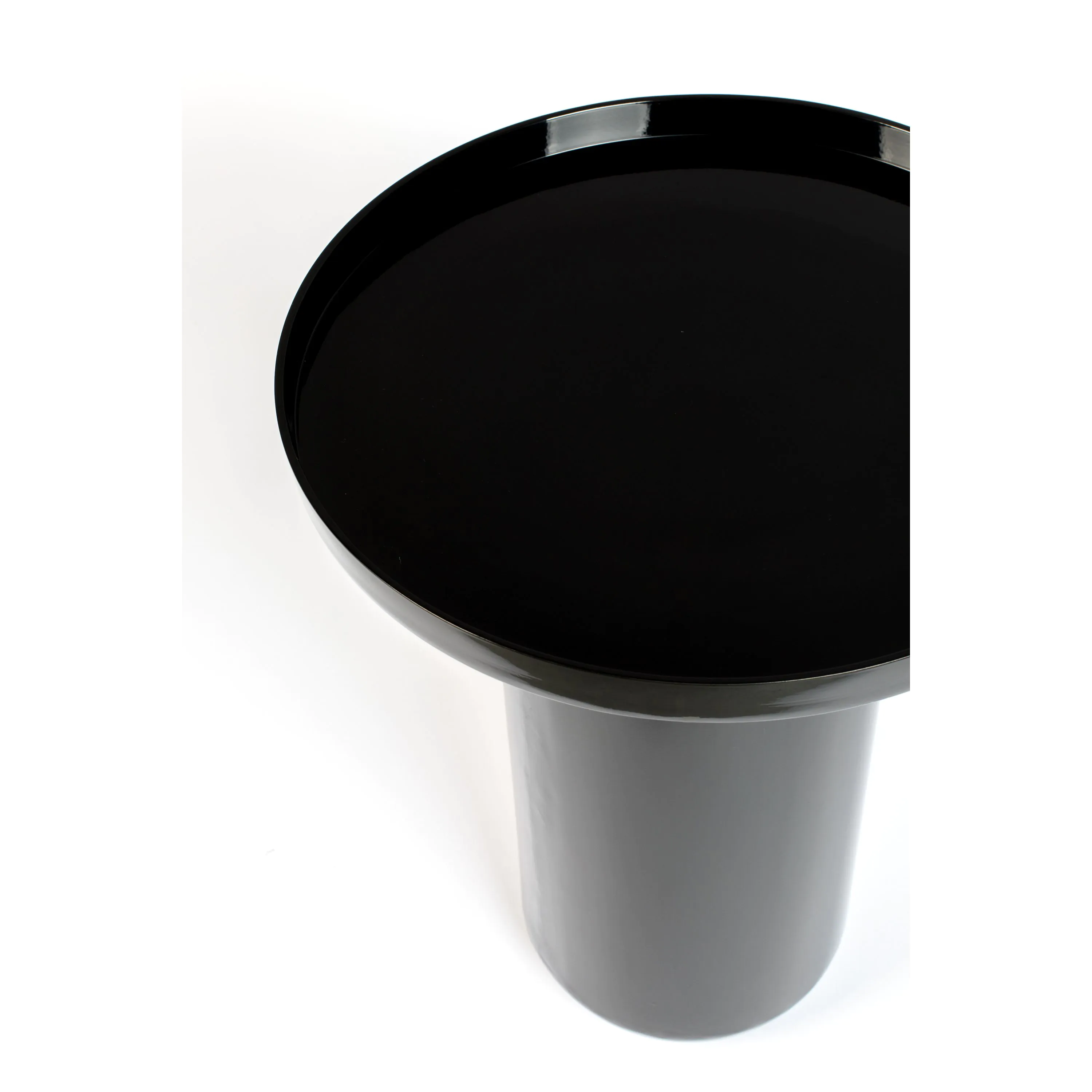 Shiny Bomb Side Table | Zuiver