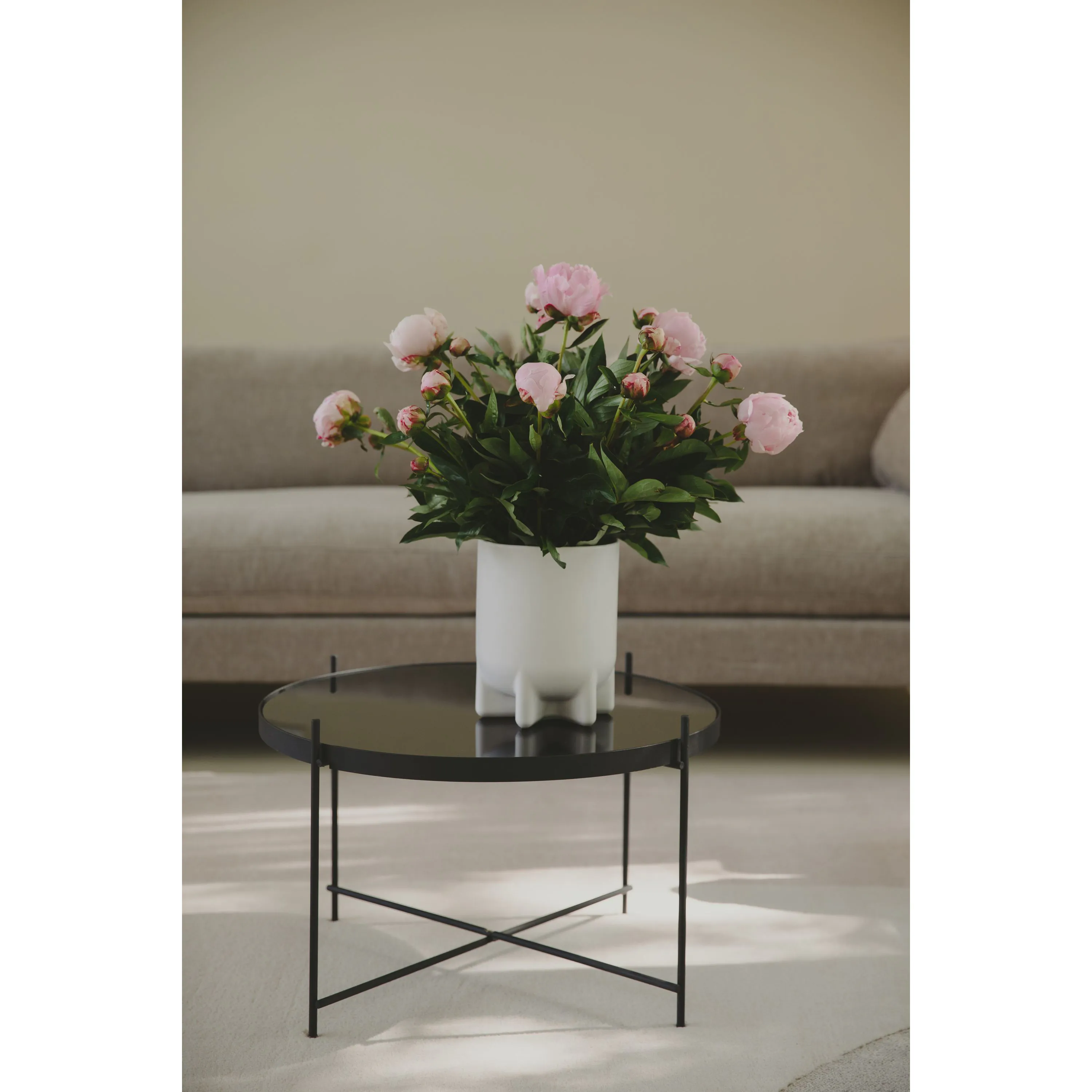Cupid Side Table L Black | Zuiver