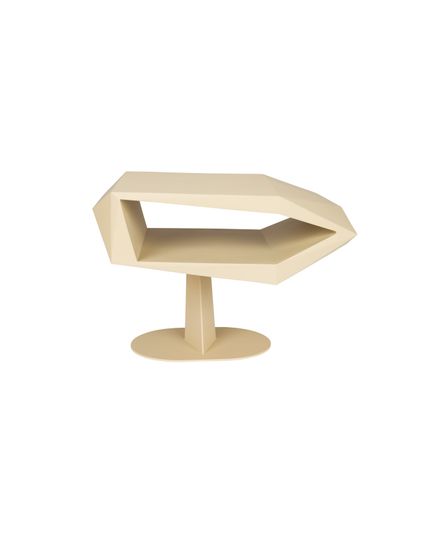 North side table Front