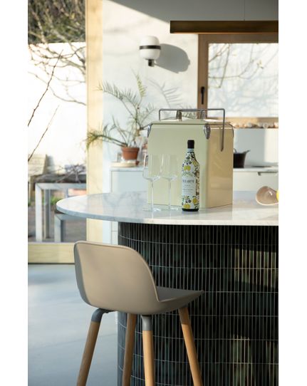 Cooler Be Wine Front