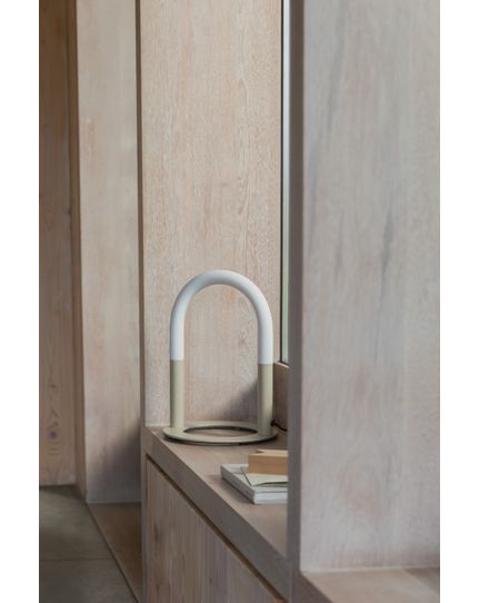 Arch table lamp Front