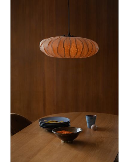 Bond pendant lamp Front Side