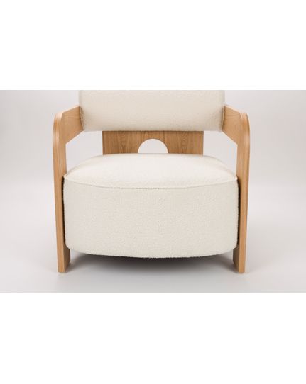 Oolong lounge chair Front Side