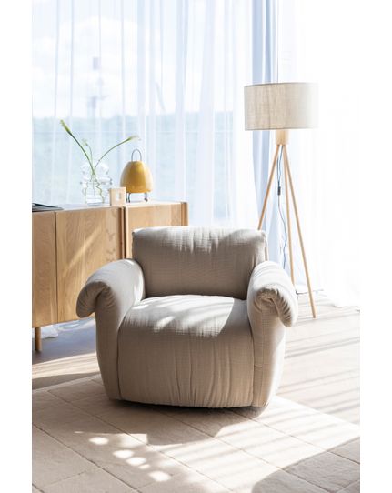 Puffy lounge chair