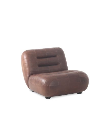 Wyatt lounge chair wax Front Side
