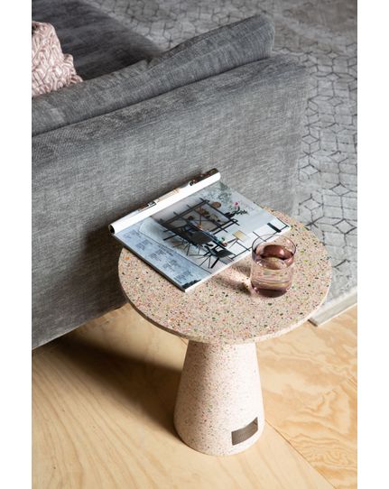 Victoria side table Front Side