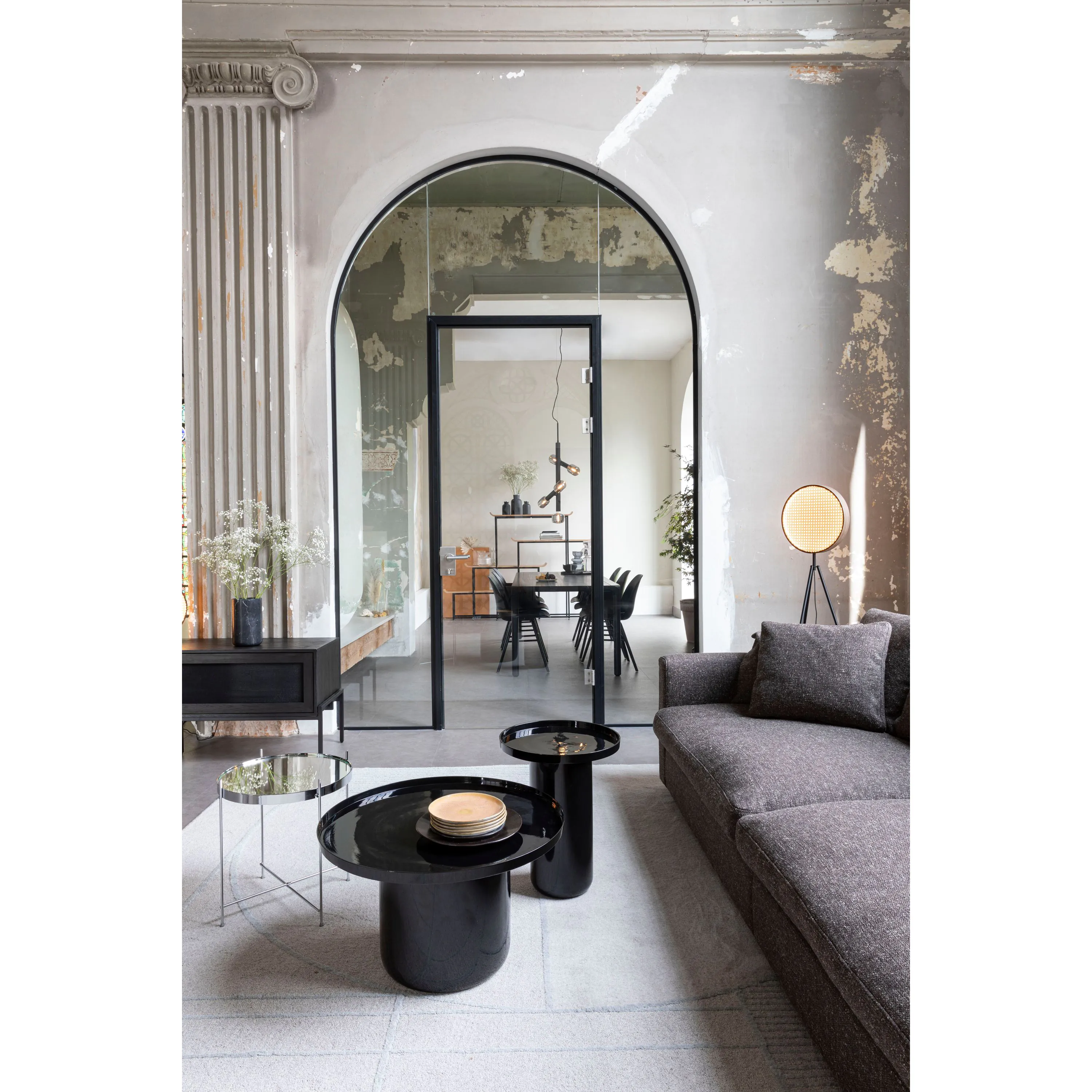 Shiny Bomb Side Table | Zuiver