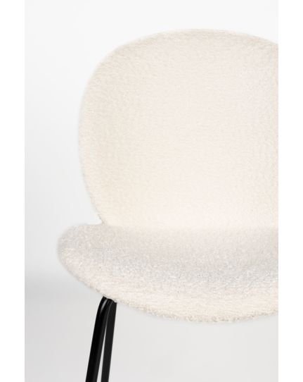 Bonnet chair Front Side